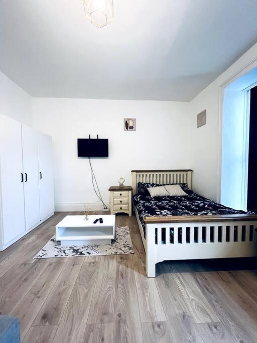 One Bedroom Close To Hyde Park #01 Londres Exterior foto
